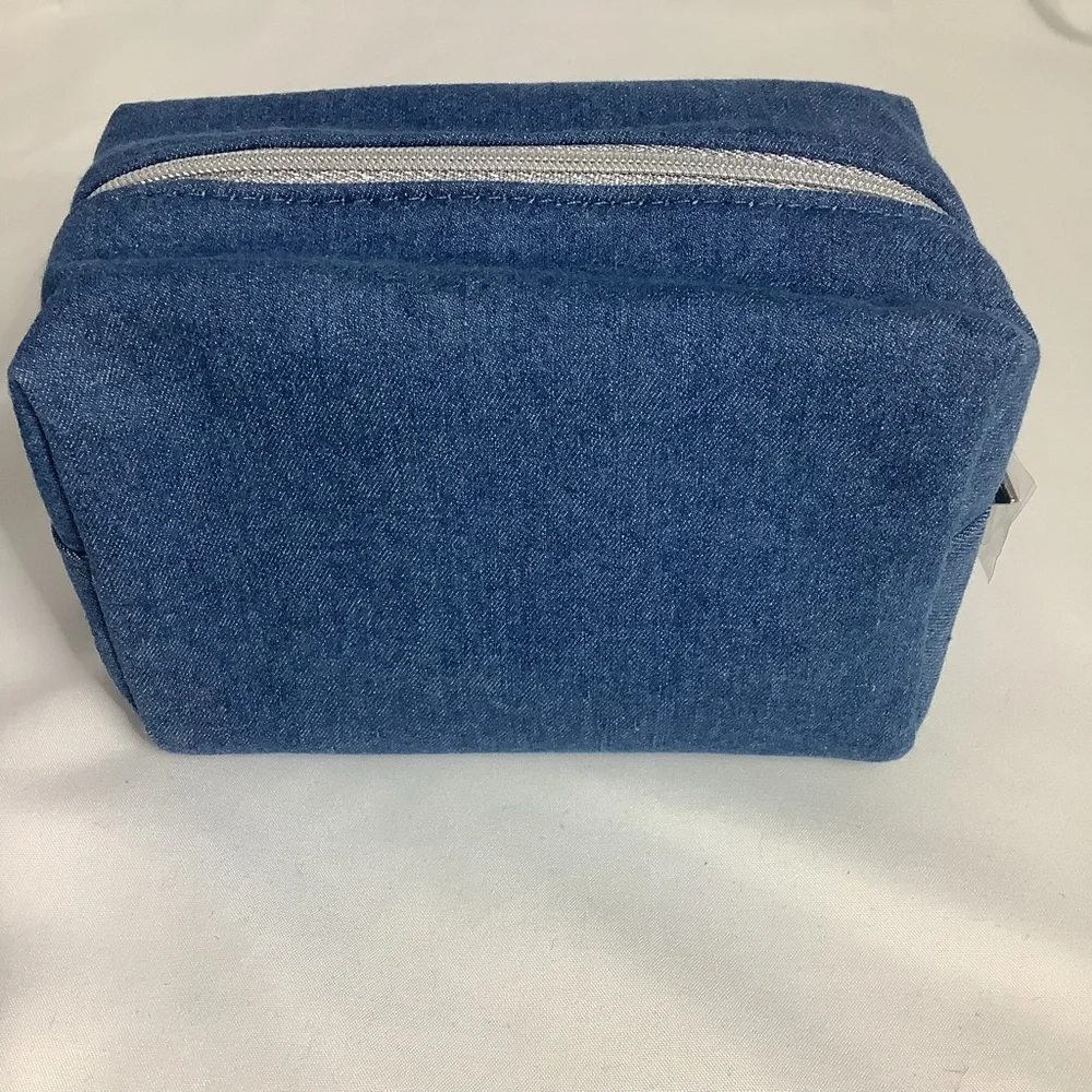 Dior Beauty Denim Bag - Picture 4 of 7